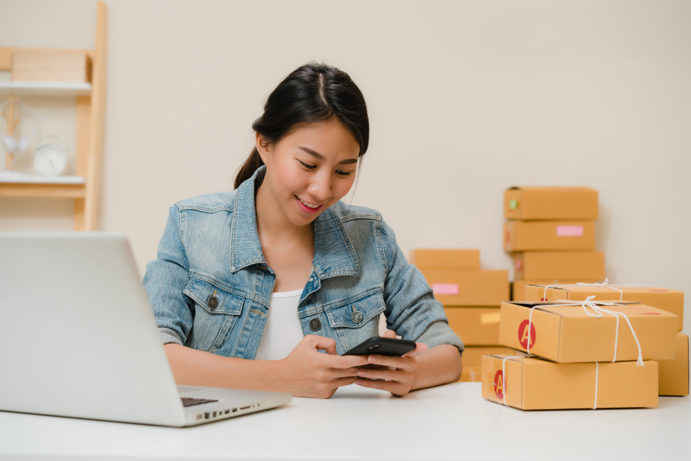 Retail & E-commerce